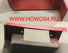 Подножка левая (тягач) пластик HOWO WG1642240030 
