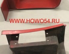 Подножка правая (тягач) пластик HOWO WG1642240031